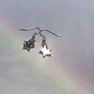 Silver Mirror Acrylic Star Earrings 🌟